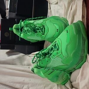 Neon Green Balenciaga triple 5